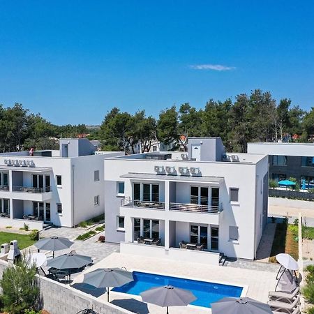 1Oak Rentals Vir Εξωτερικό φωτογραφία