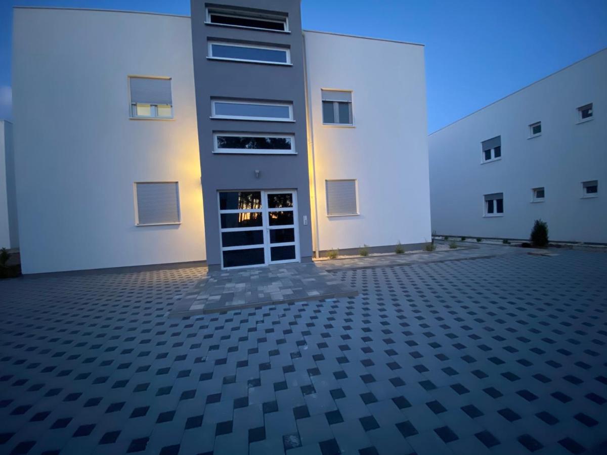 1Oak Rentals Vir Εξωτερικό φωτογραφία