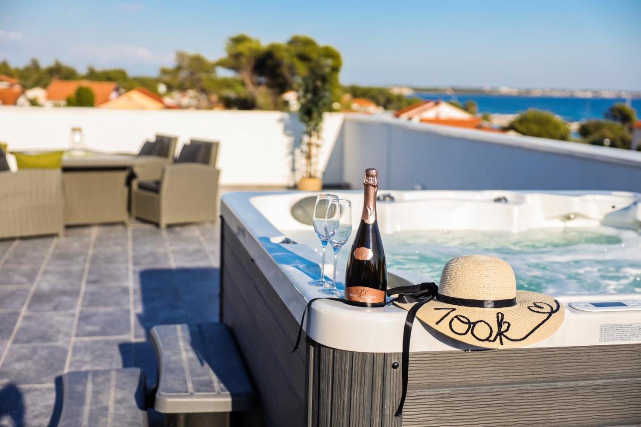 1Oak Rentals Vir Εξωτερικό φωτογραφία