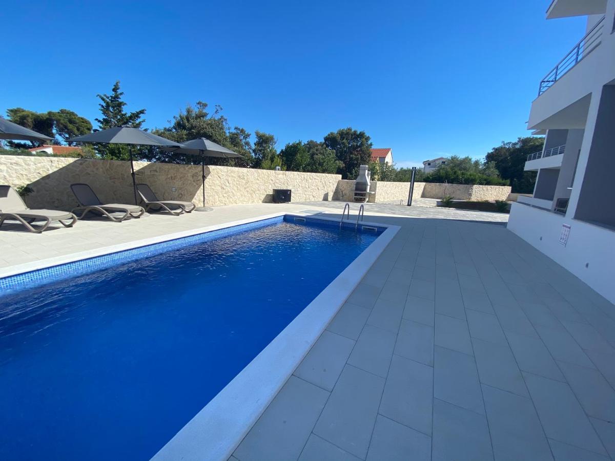 1Oak Rentals Vir Εξωτερικό φωτογραφία