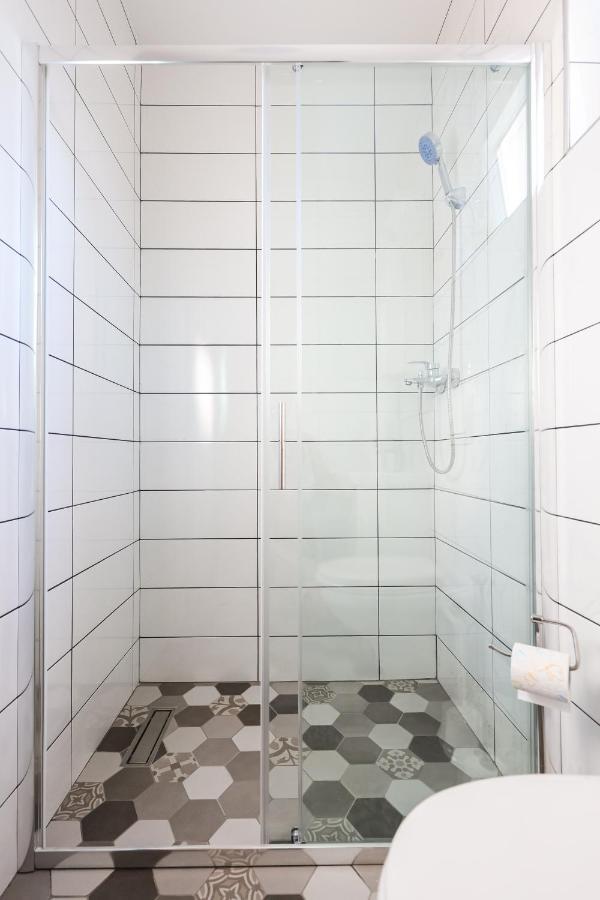 1Oak Rentals Vir Εξωτερικό φωτογραφία