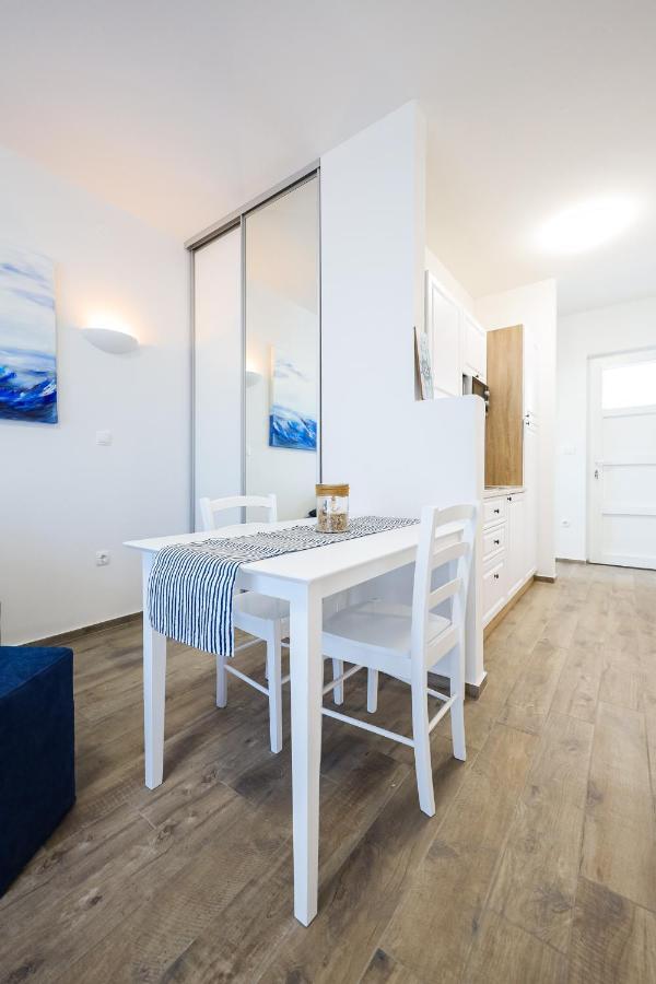 1Oak Rentals Vir Εξωτερικό φωτογραφία