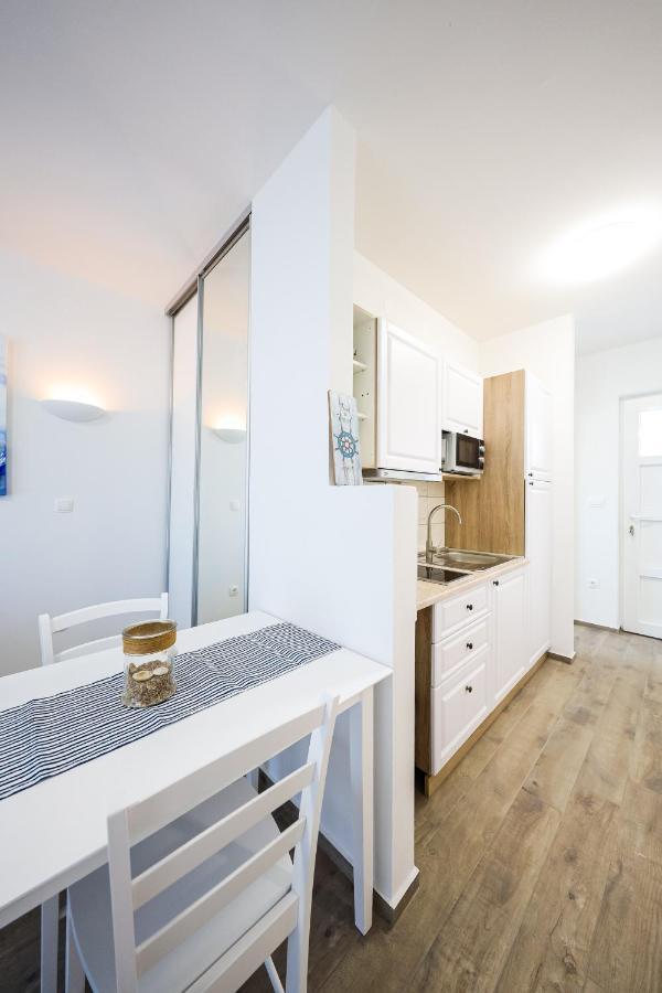 1Oak Rentals Vir Εξωτερικό φωτογραφία