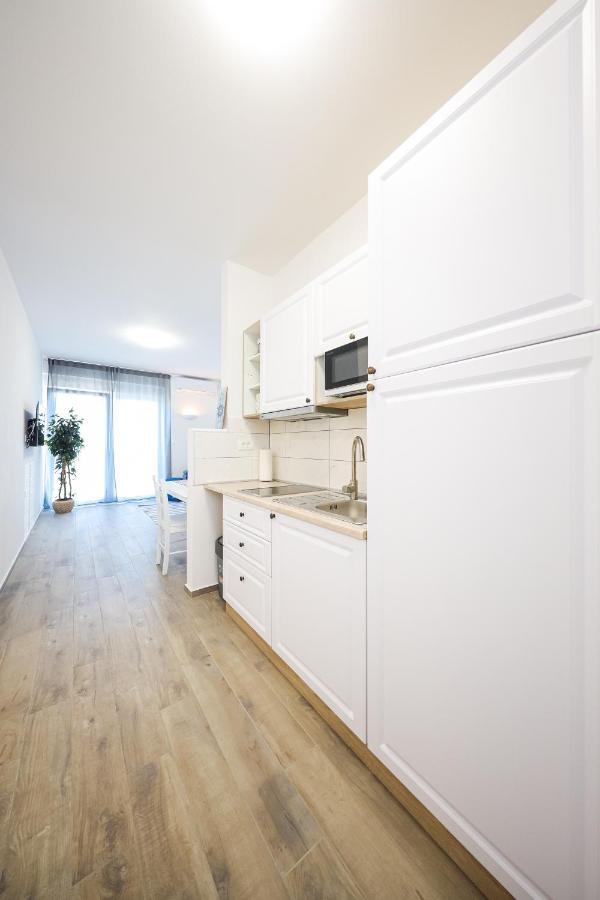 1Oak Rentals Vir Εξωτερικό φωτογραφία