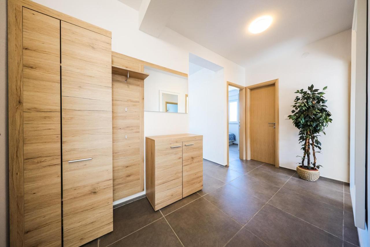 1Oak Rentals Vir Εξωτερικό φωτογραφία
